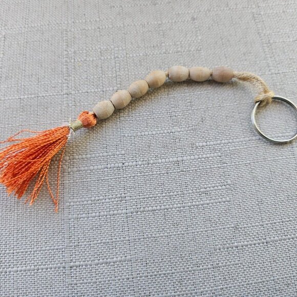 Keychain Real wood Beads Handmade 7 Beads Orange Tassel Keys Holder - Picture 3 of 11